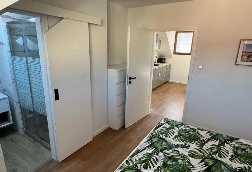 آپارتمان 1 خوابه, Pension Mikulov