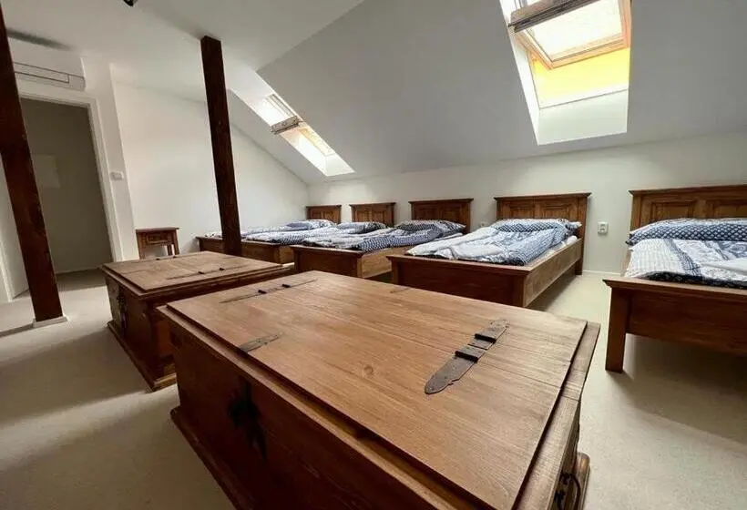 آپارتمان 1 خوابه, Pension Mikulov