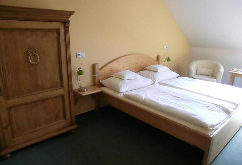 Номер Стандарт, Pension Rondel