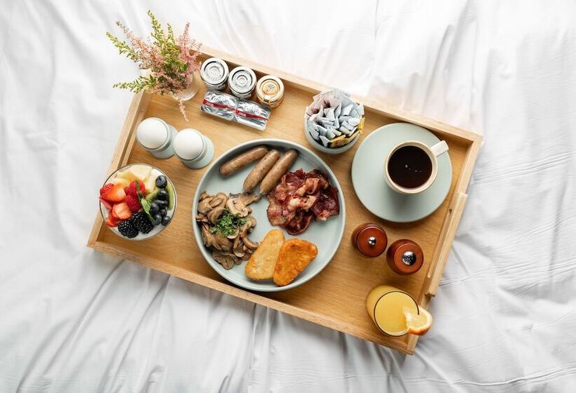 סוויטה, Park Inn By Radisson Jeddah Madinah Road