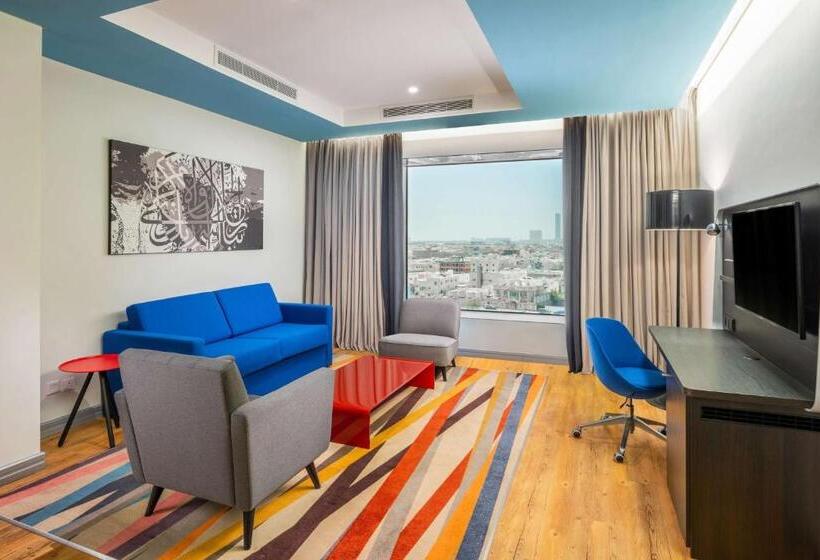 סוויטה, Park Inn By Radisson Jeddah Madinah Road