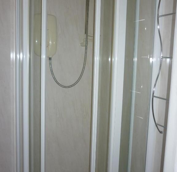 غرفة قياسية, Ashwood Grange