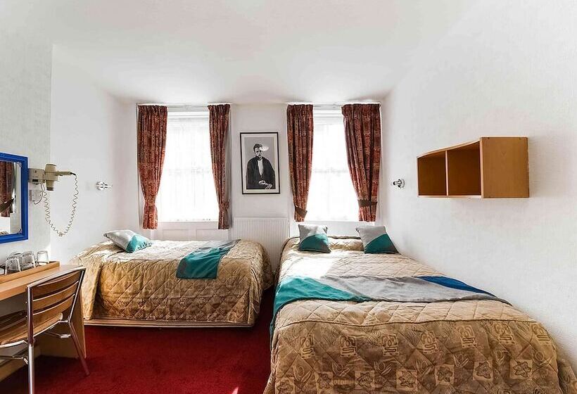 四人豪华间, Boston Court