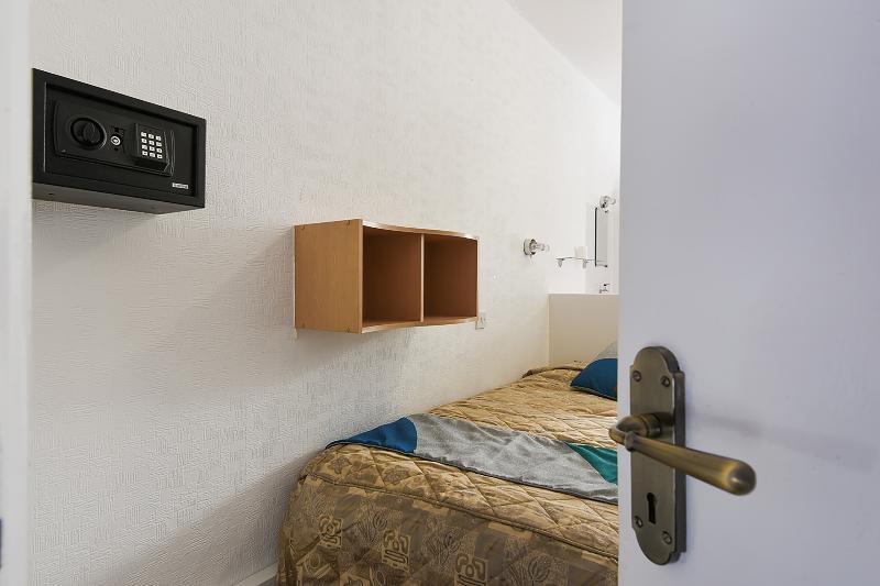 带共用浴室的标准房间, Boston Court