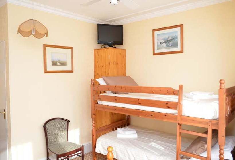 Семейный Номер, Chandos Premier Folkestone