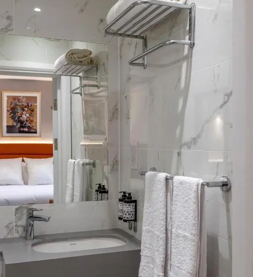 Perhehuone, Grand Concerto