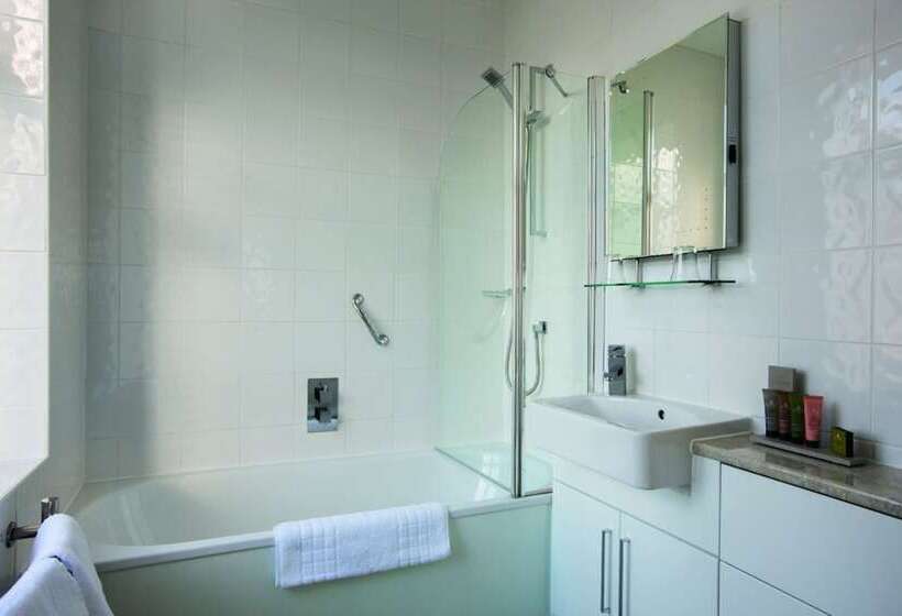 Номер Стандарт Вид на Море, Hydro