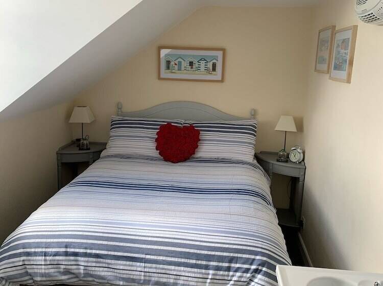 Полулюкс, Letchworth Guest House