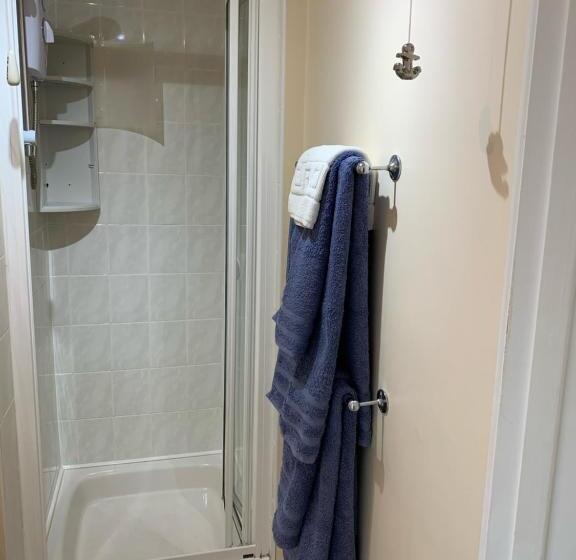 غرفة قياسية, Letchworth Guest House