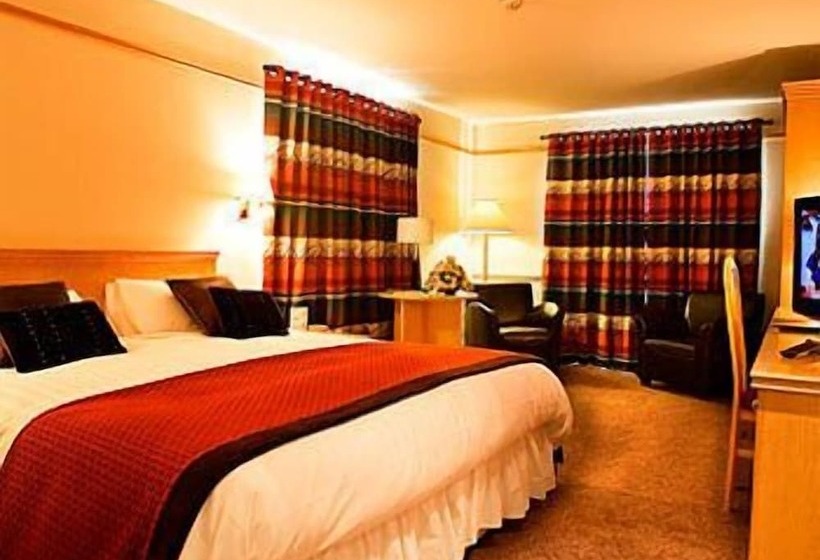 Номер Стандарт, Marine Court