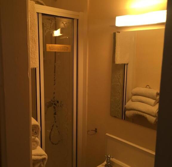 Семейный Номер, Marlow Lodge