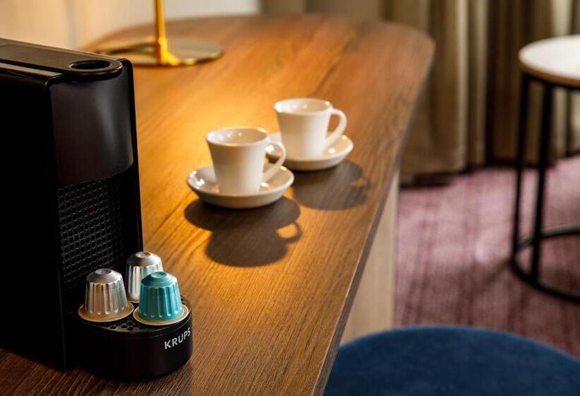 带大床的高级房间, Mount Royal Edinburgh by The Unlimited Collection