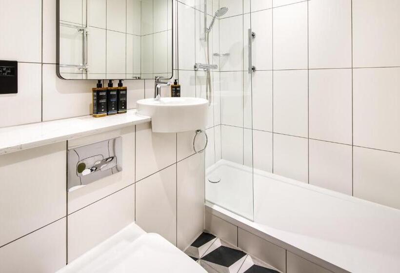 带大床的高级房间, Mount Royal Edinburgh by The Unlimited Collection