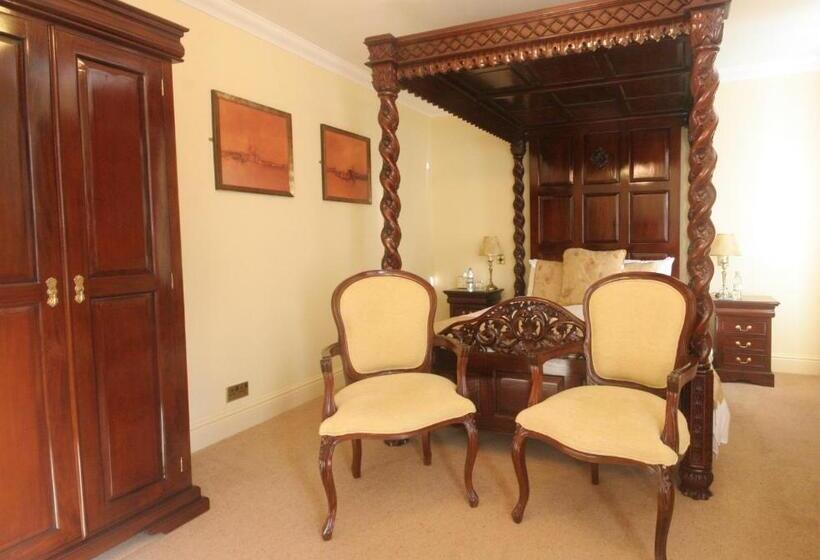 غرفة قياسية, The Malvern Hills