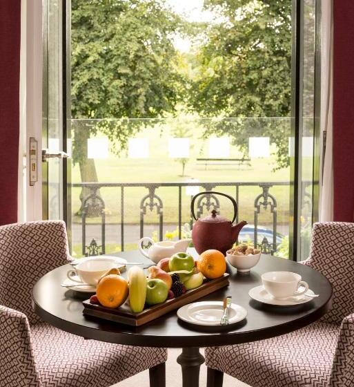 스위트, The West Park