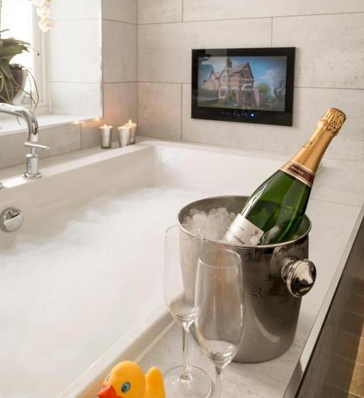 펜트하우스 룸, The West Park