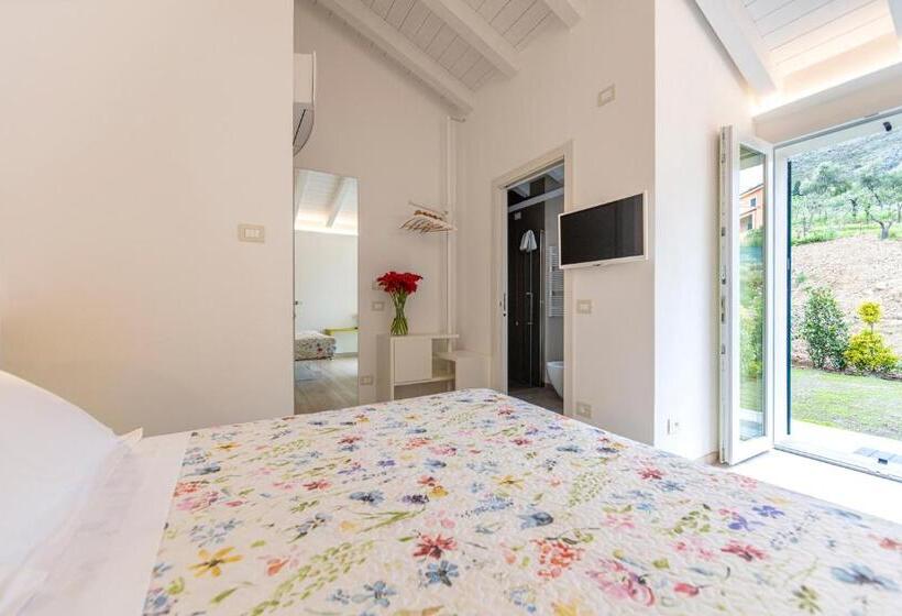 חדר דלוקס נוף לגינה, Aria Design B&b Levanto