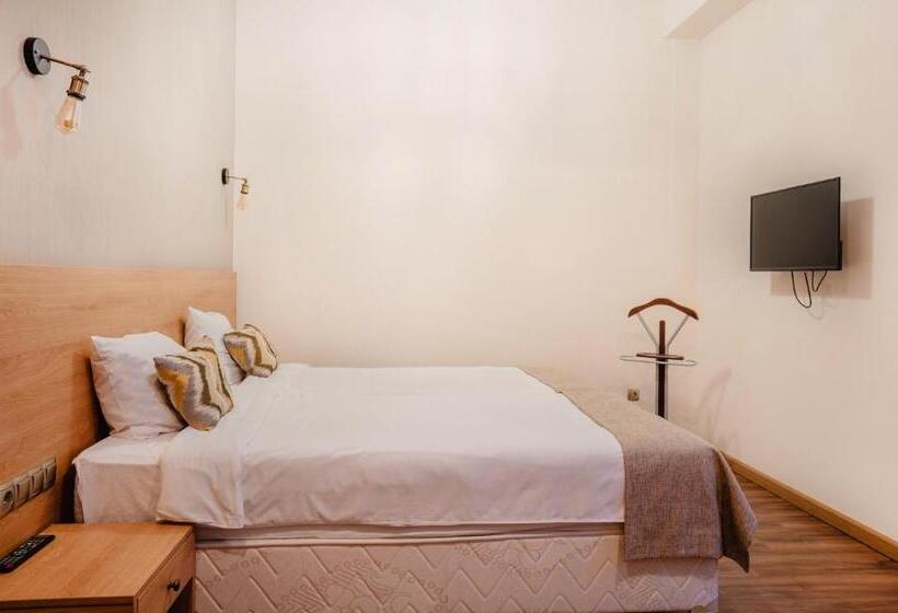 سوئیت 2 خوابه, Bakuriani Inn