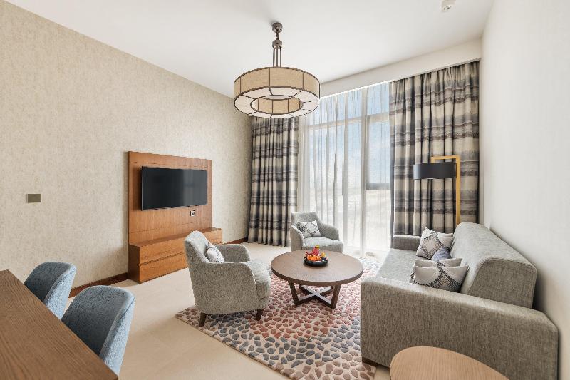 سوئیت با تخت بزرگ, Staybridge Suites Dubai Al Maktoum Airport, An Ihg