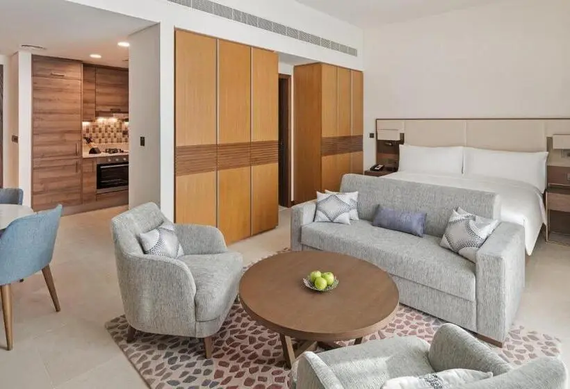 استودیو استاندارد با تخت کینگ, Staybridge Suites Dubai Al Maktoum Airport, An Ihg