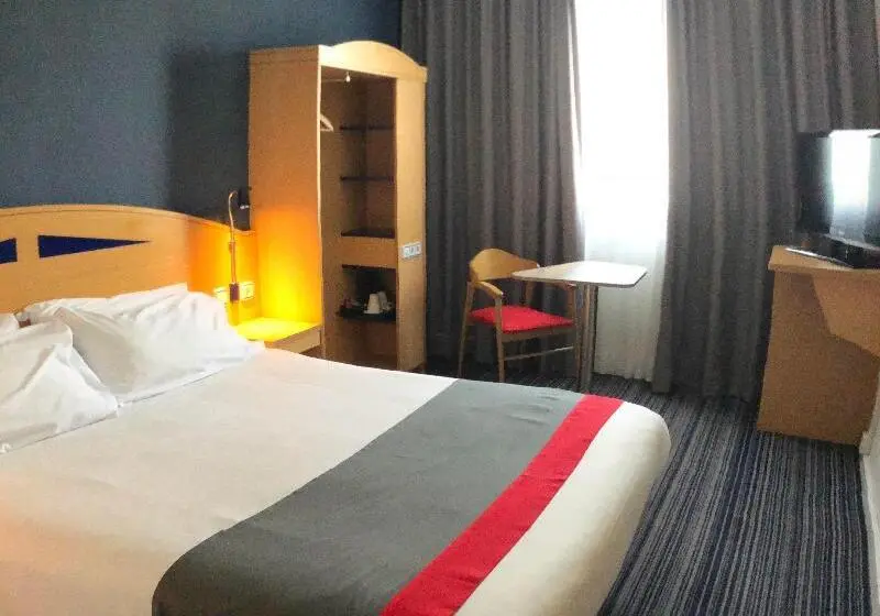 اتاق خانوادگی با چشم‌انداز دریا, Mira Bai Xep Quy Nhon   The Hidden Jewel   Hostel