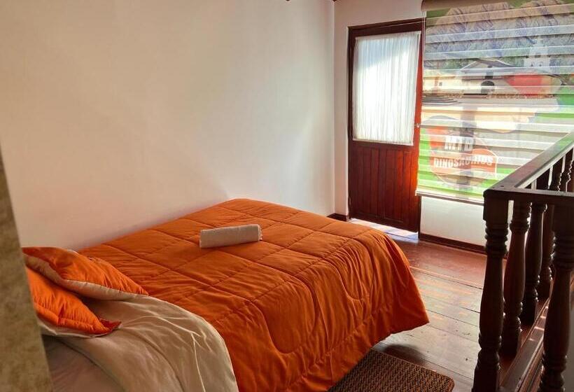 חדר משפחתי, Hosteria La Pintada