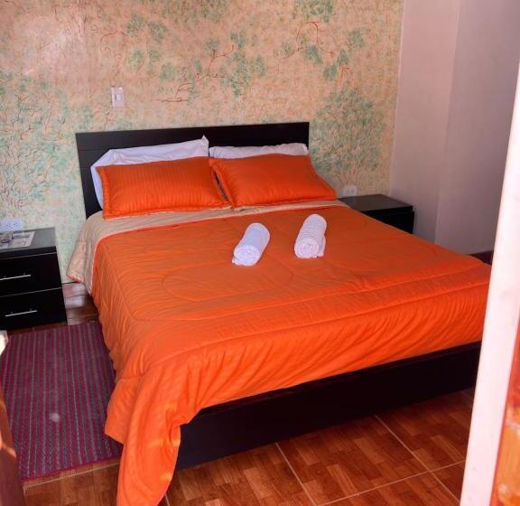 家庭间, Hosteria La Pintada