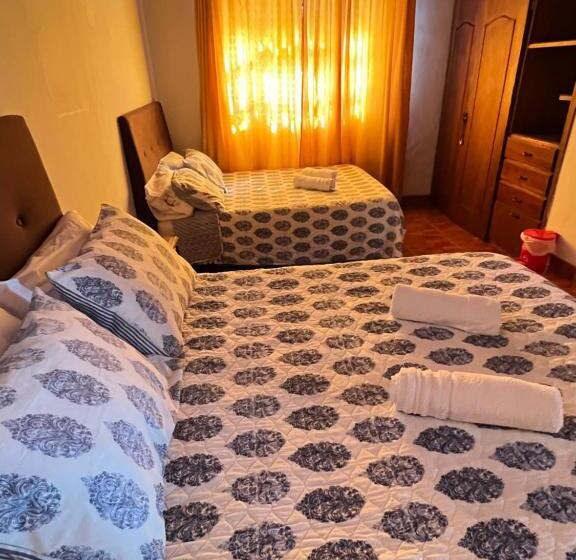 家庭间, Hosteria La Pintada