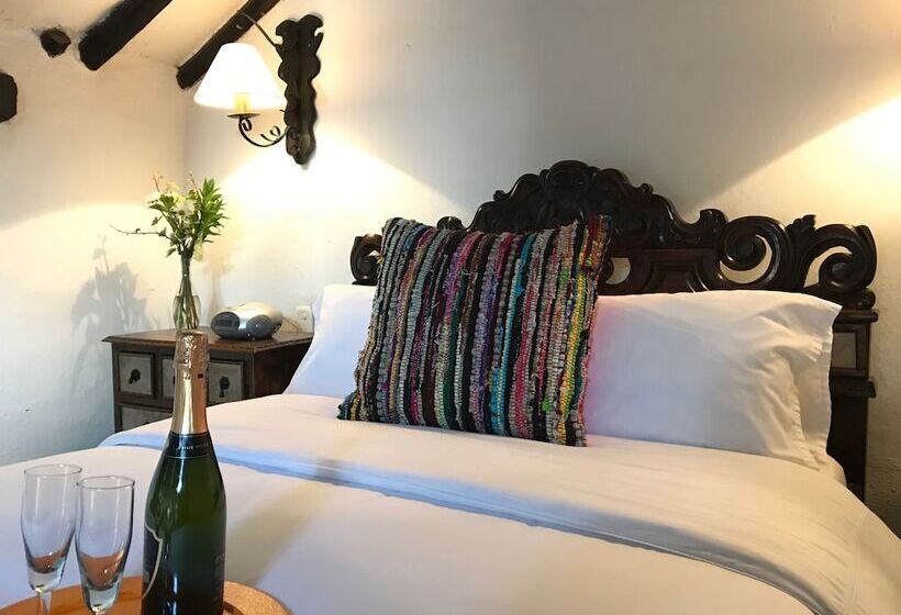 חדר משפחתי, San Luis De Ucuengá