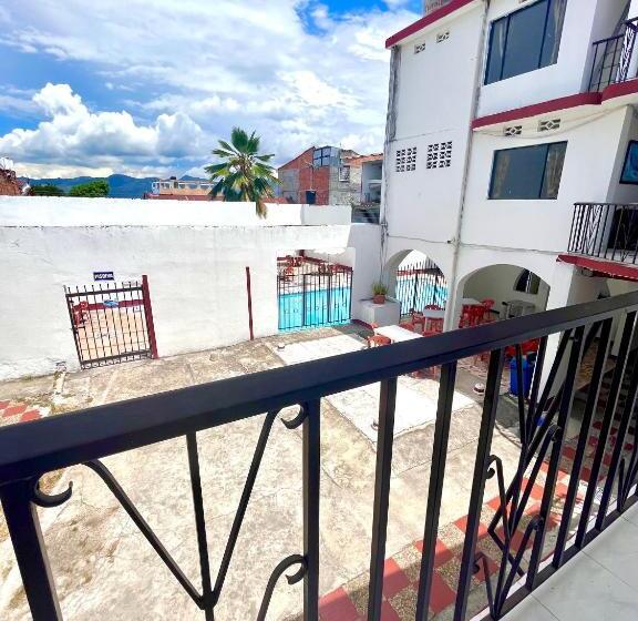 Семейный Номер, Los Balcones
