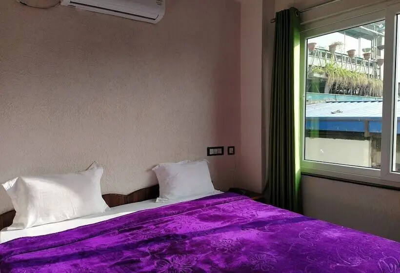 Chambre Standard, The Raja Palace