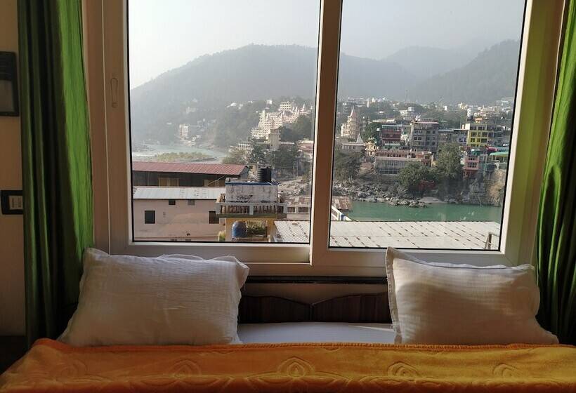 스탠다드 싱글 룸, The Raja Palace