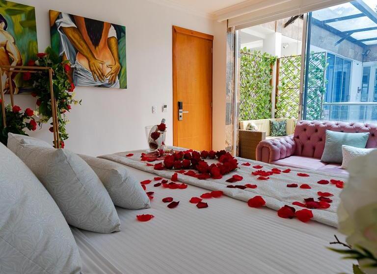 נוף לבריכה, Libertg Hotels Spa