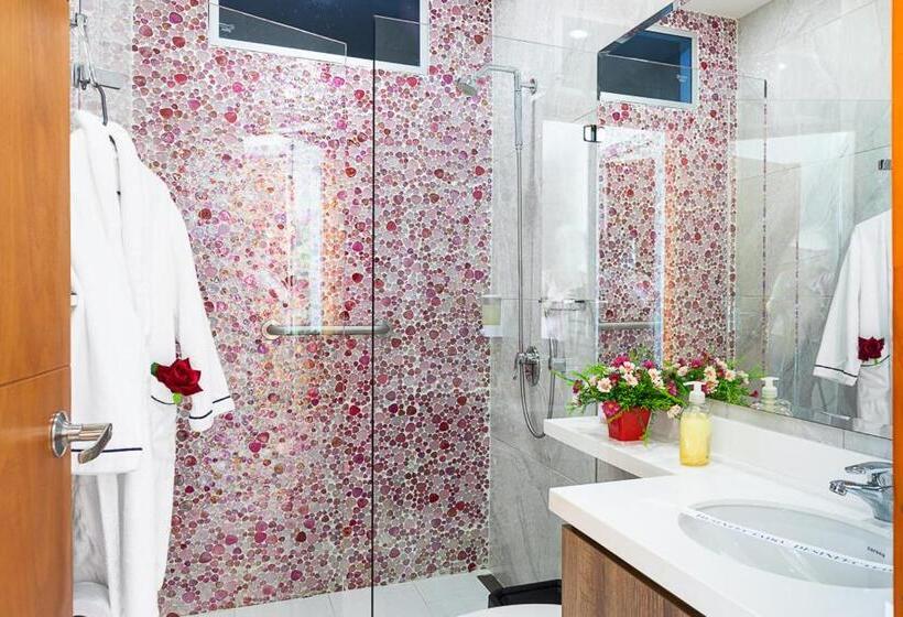 סוויטת ג'וניור נוף הרים, Libertg Hotels Spa