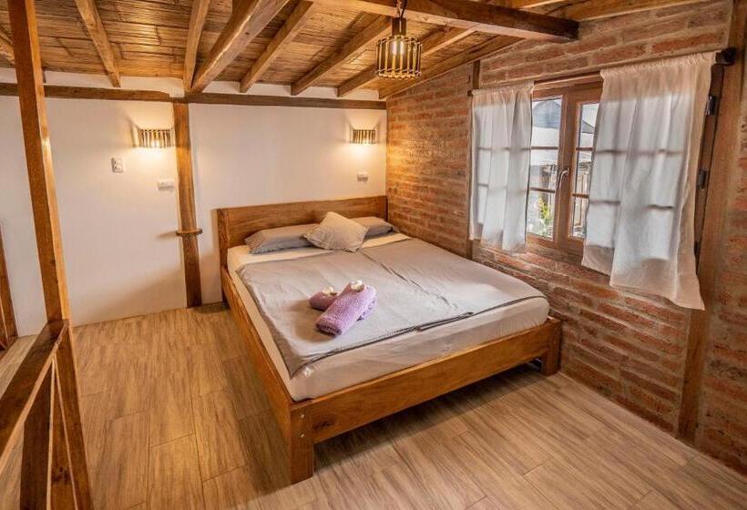 Family Suite, Ganso & Búho