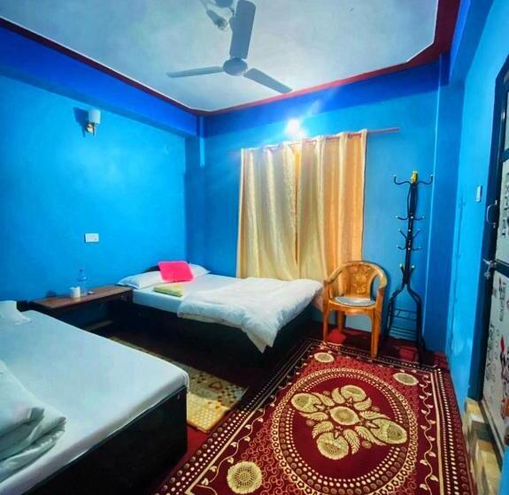 اتاق استاندارد, Himchuli Guest House
