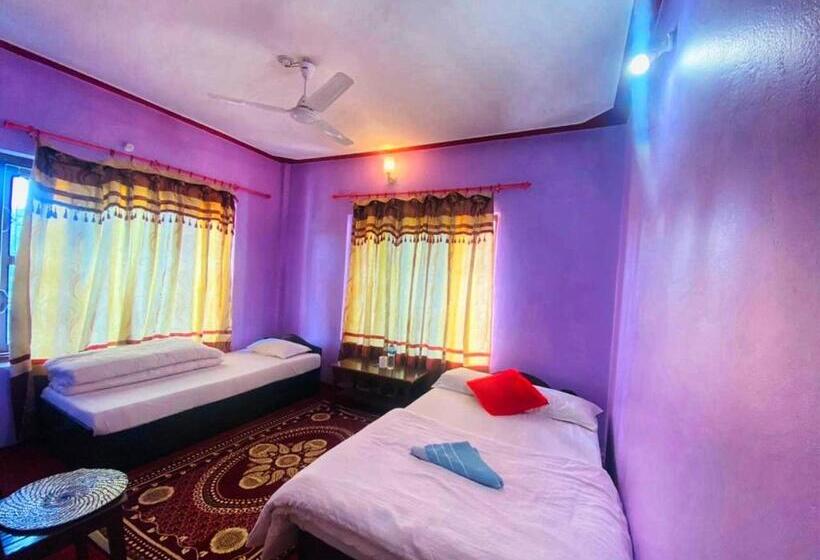 اتاق استاندارد با چشمانداز کوهستان, Himchuli Guest House