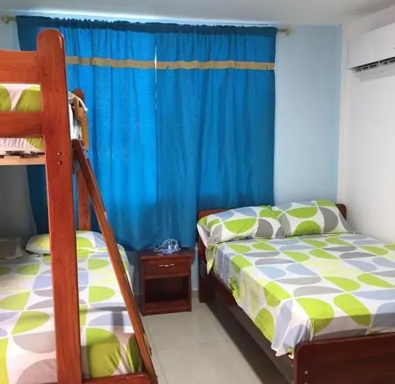 ファミリールーム, Hostal Sarai