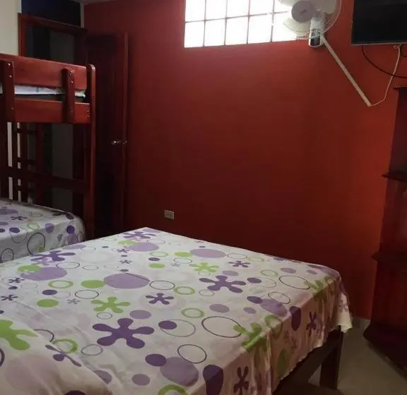 ファミリールーム, Hostal Sarai
