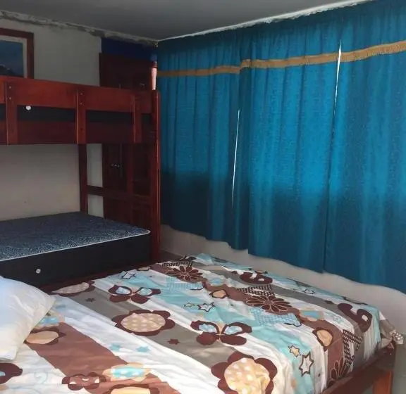 ファミリールーム, Hostal Sarai