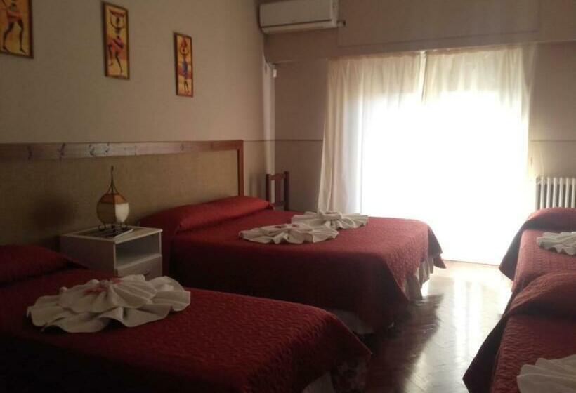 اتاق استاندارد چهار تخته, Posada La Casona