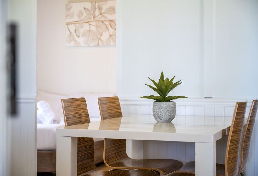 کابین, Koala Shores Holiday Park