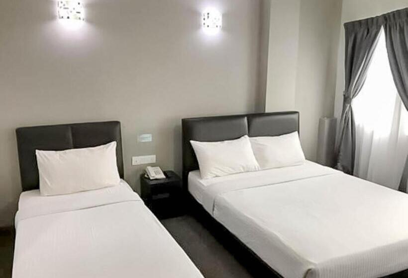 豪华三人间, Myangkasa Akademi & Resort Langkawi