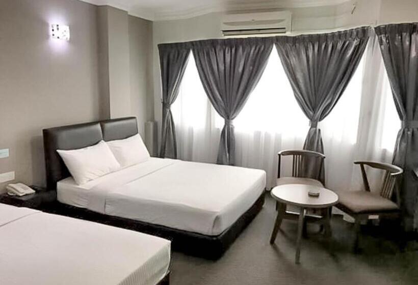 豪华三人间, Myangkasa Akademi & Resort Langkawi