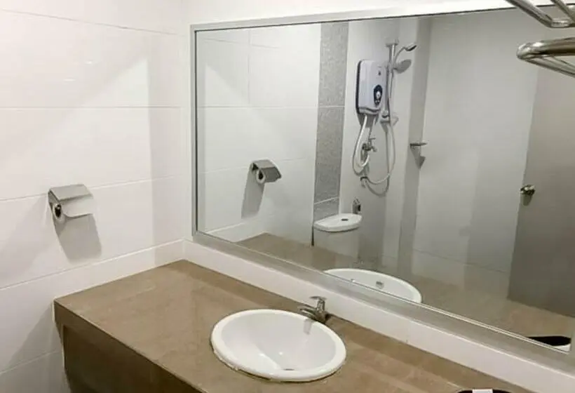 Deluxe Kolmen Hengen Huone, Myangkasa Akademi & Resort Langkawi