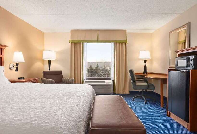 标准间, Hampton Inn Salem Boston
