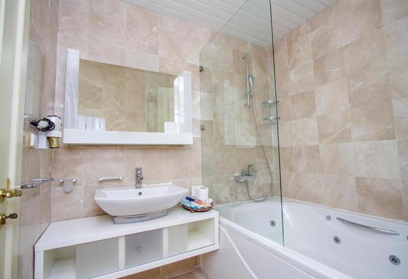 سوئیت با تخت بزرگ, Duzdag