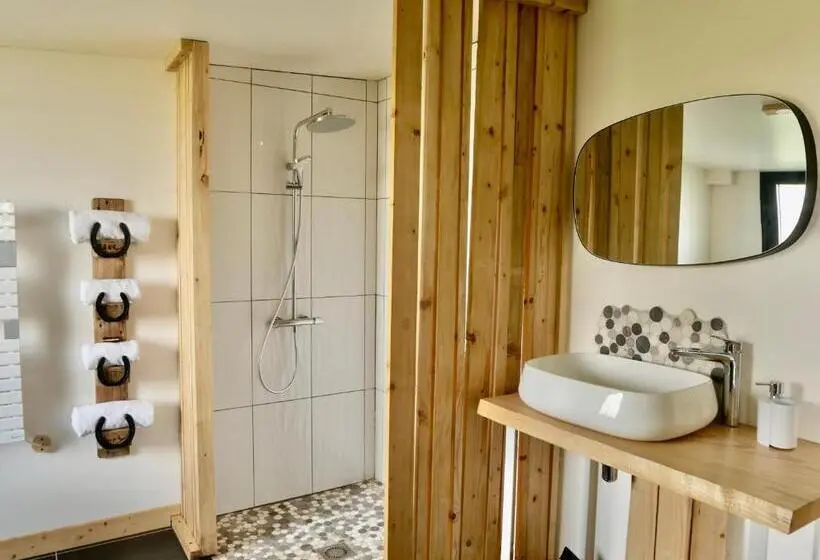 ガーデンビュースタンダードルーム, Chambres D Hôtes Et Gîte De La Vieille Ecluse