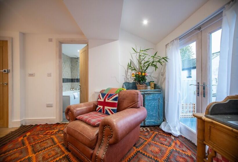 חדר דלוקס, Maison50