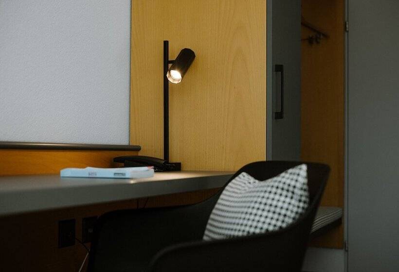 חדר משפחתי, A1 Grauholz